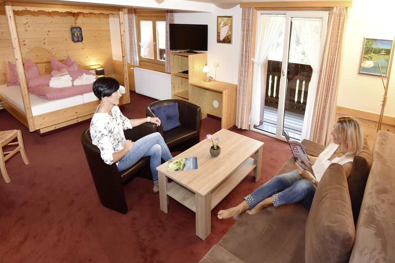 Valluela Hotel